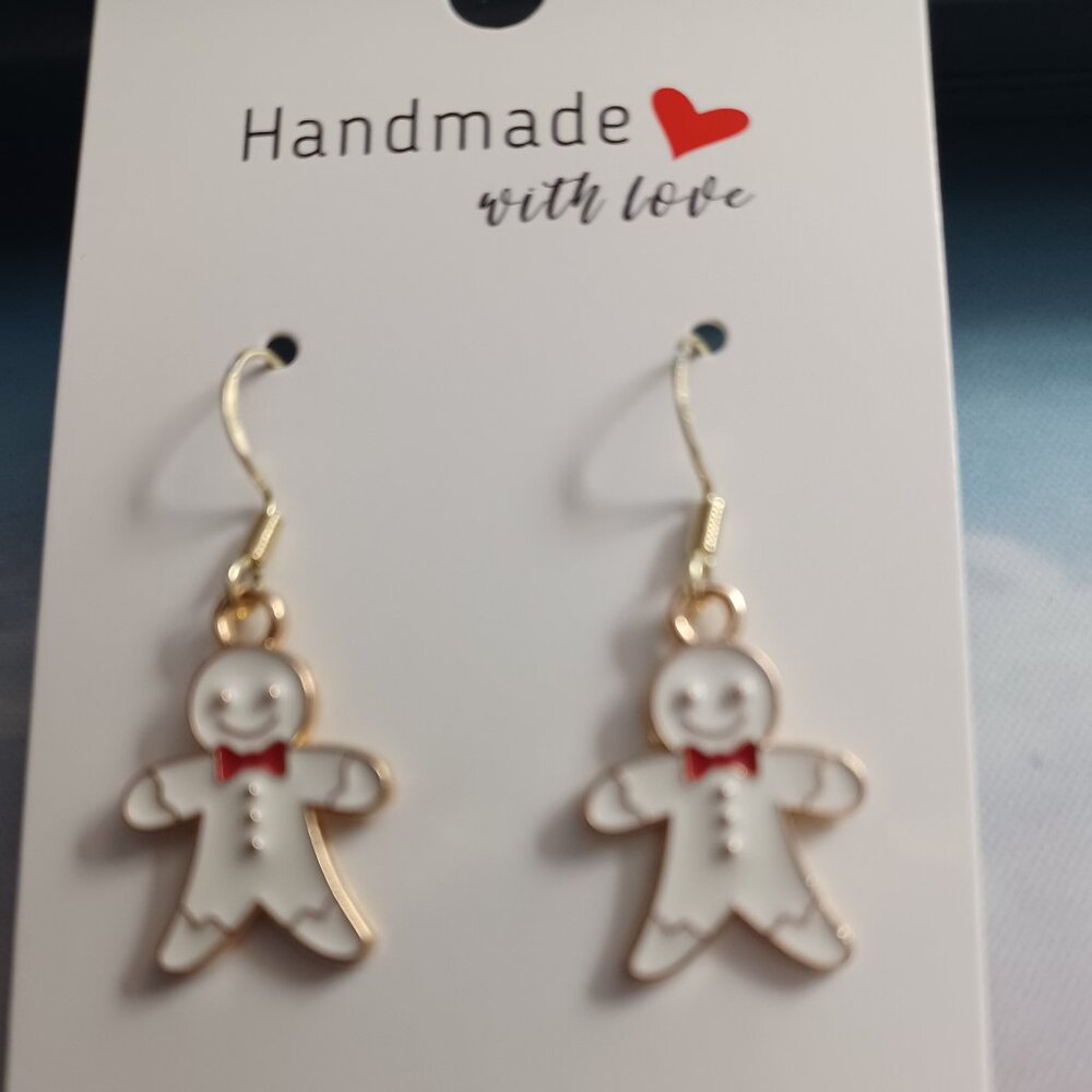 NWT HANDMADE WHITE & GOLD HOLIDAY GINGERBREAD EARRINGS